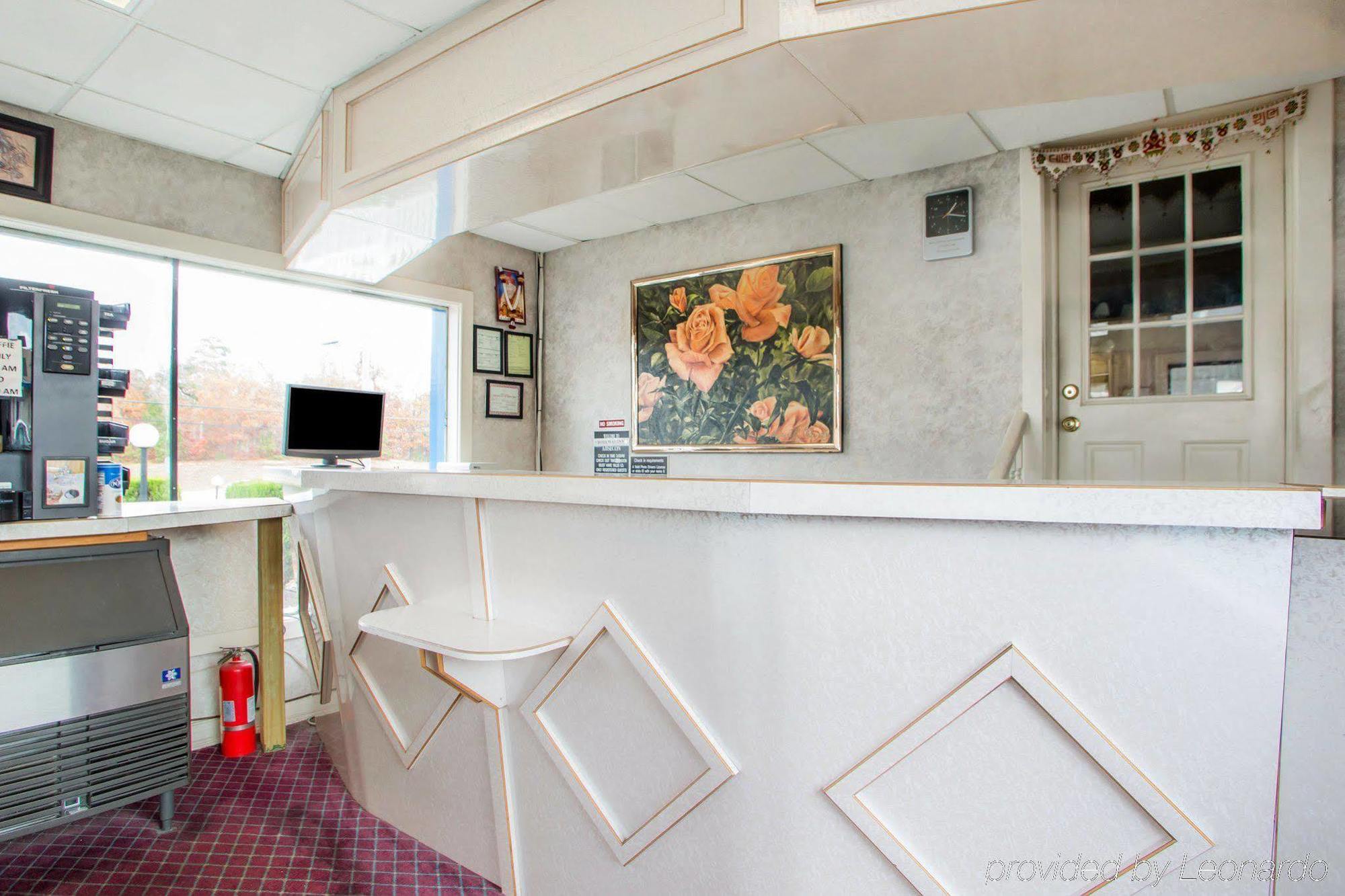 Rodeway Inn Parkway Absecon Exterior photo