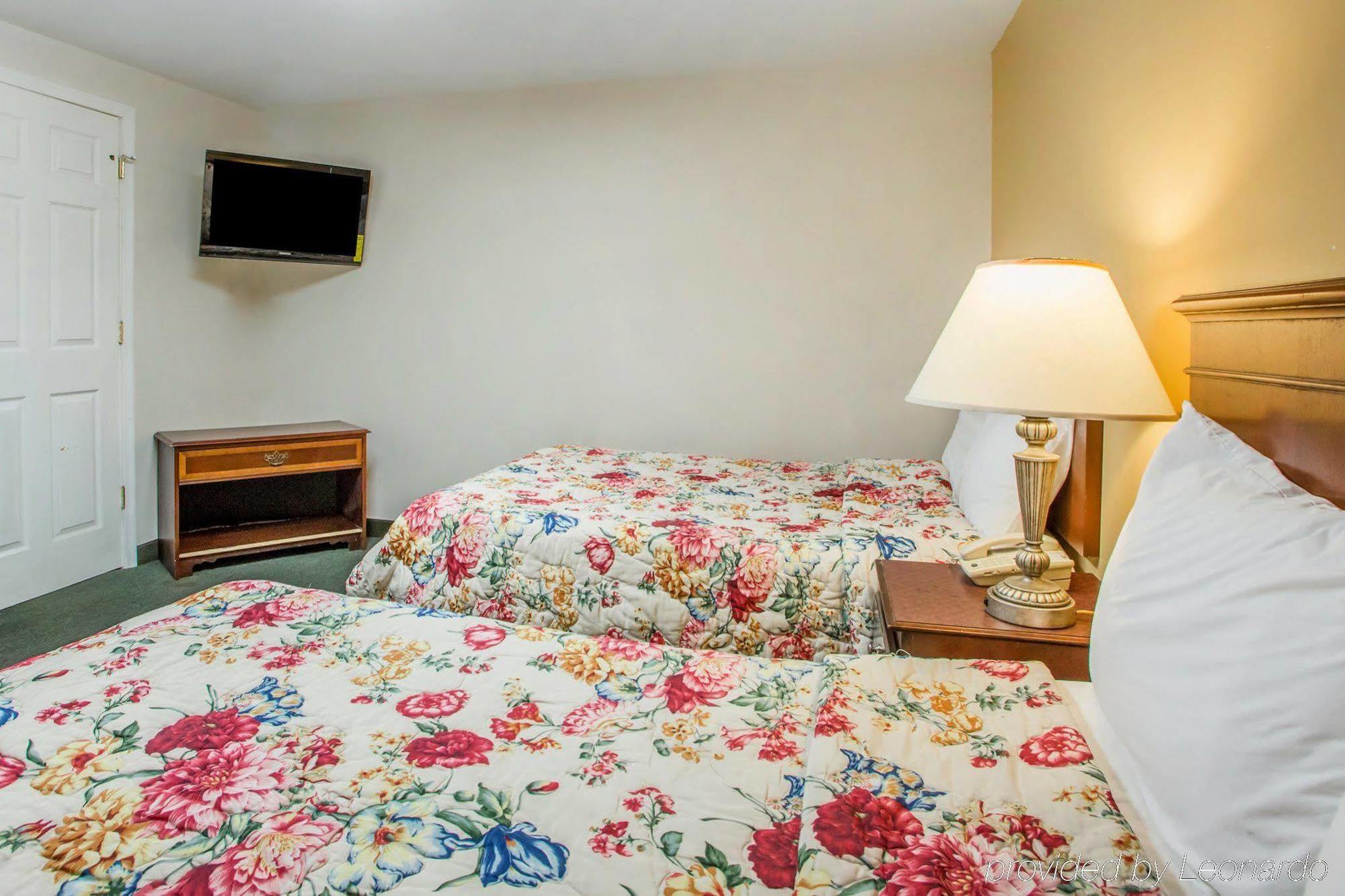 Rodeway Inn Parkway Absecon Exterior photo