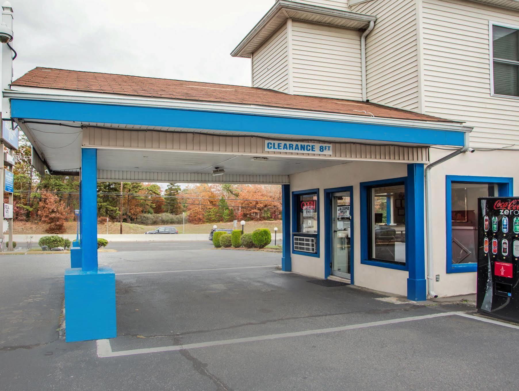 Rodeway Inn Parkway Absecon Exterior photo